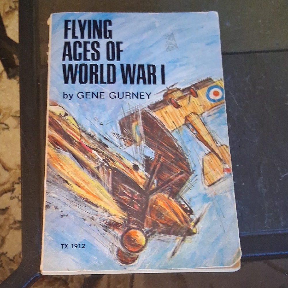 FLYING ACES OF WW1 BOOK